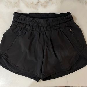 Lululemon Track That Mid-Rise Lined Short 5”